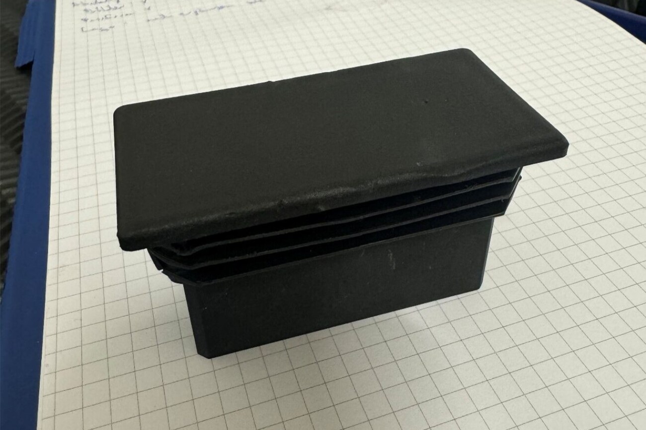 Reifenmontiergerät EVO2 Kunststoffunterlage Prototyp